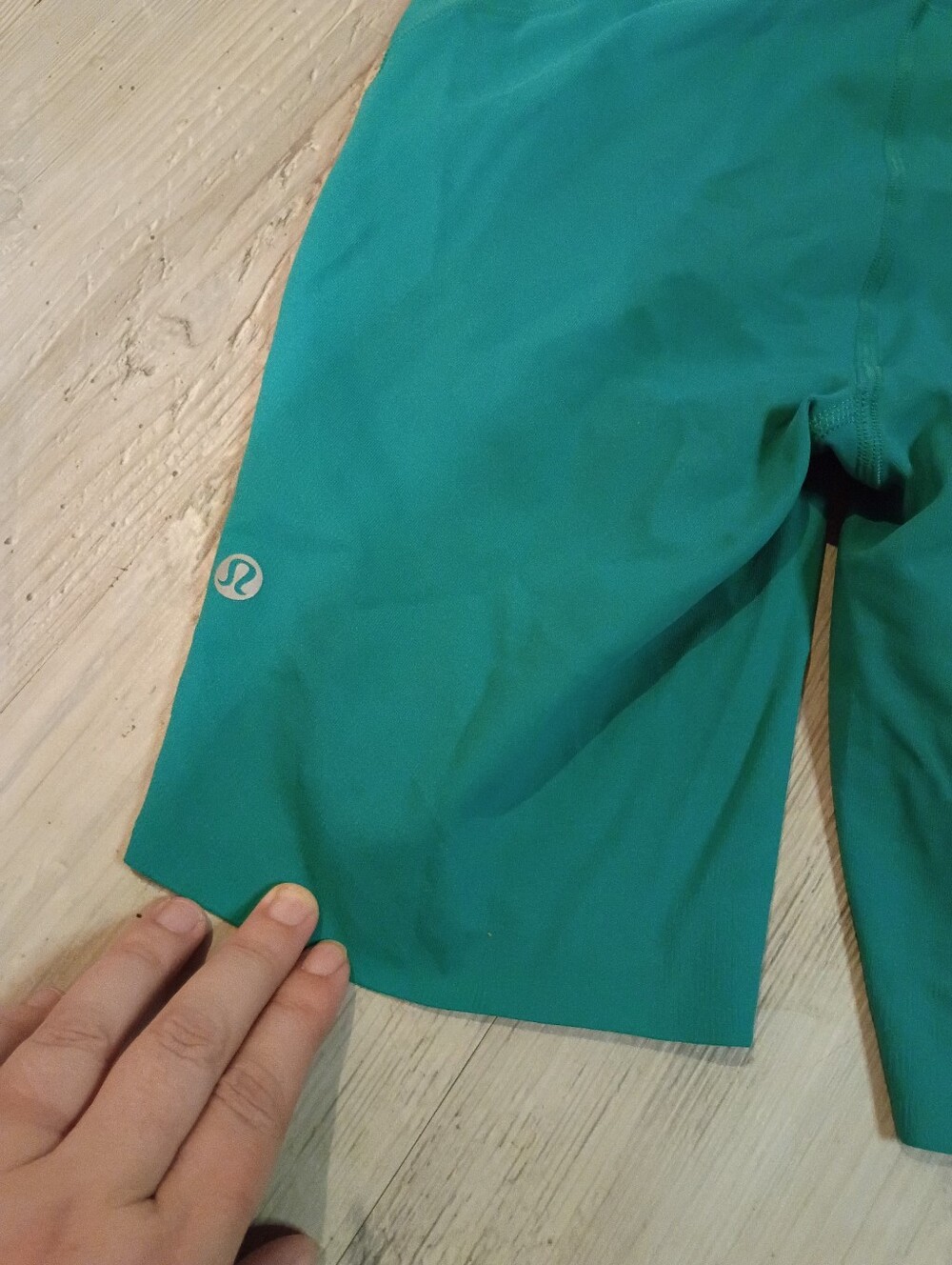 Lululemon - Picture 5 of 6